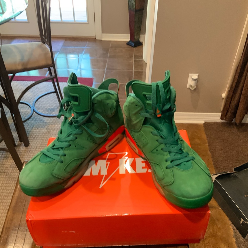 Gatorade Jordans Retro 6